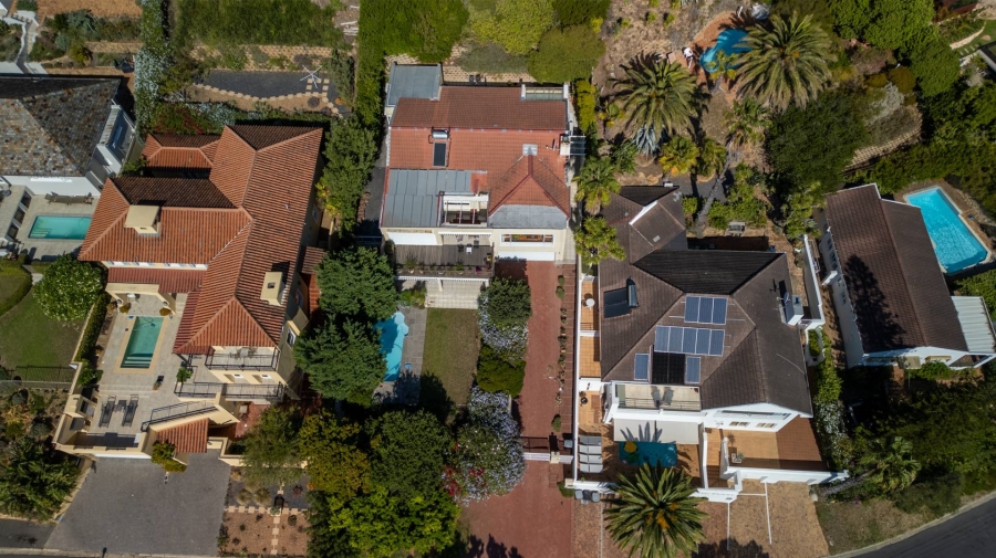 4 Bedroom Property for Sale in Camps Bay Western Cape